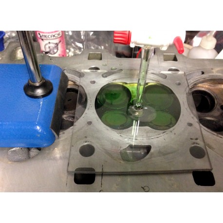 Mesure volume de chambre de culasse